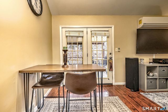 41 Chatham Lane, Bristol, CT 06010