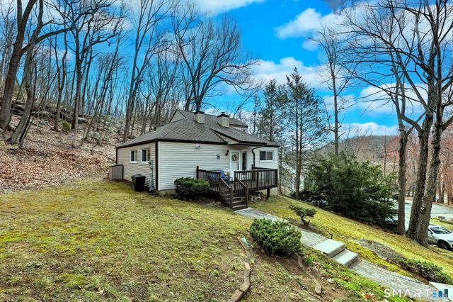 41 Chatham Lane, Bristol, CT 06010