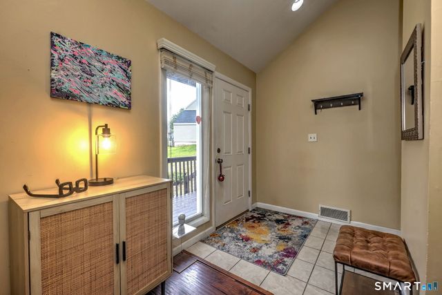 41 Chatham Lane, Bristol, CT 06010