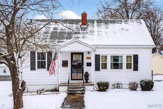 1615 E Belle Avenue, Belleville, IL 62221