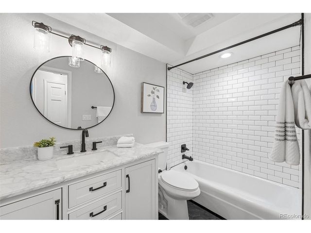 229 E 12th Ave, Broomfield, CO 80020