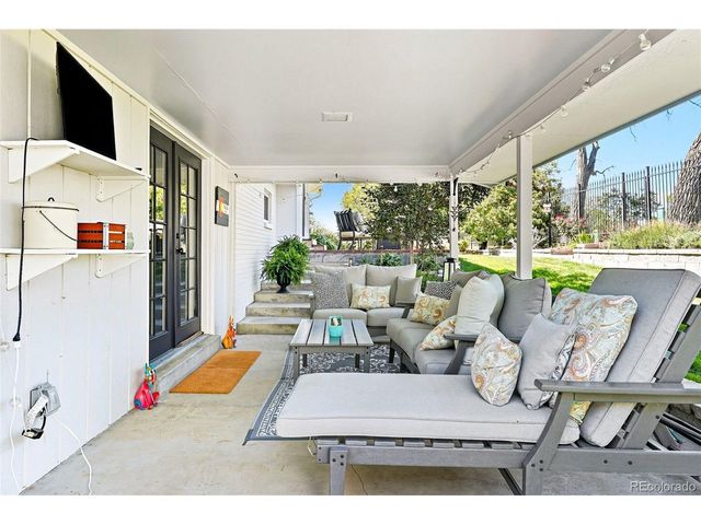 229 E 12th Ave, Broomfield, CO 80020