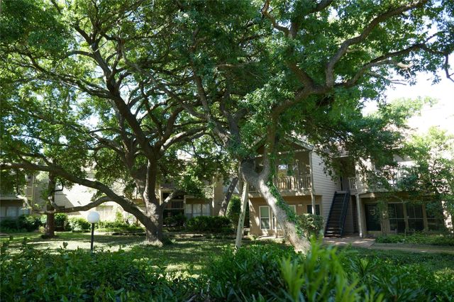 2100 Tanglewilde Street 514, Houston, TX 77063