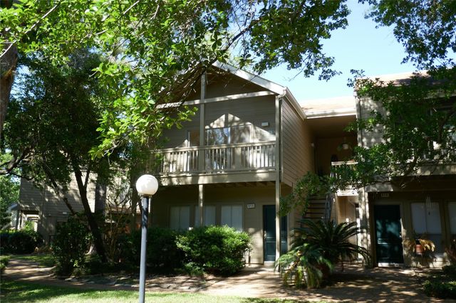 2100 Tanglewilde Street 514, Houston, TX 77063