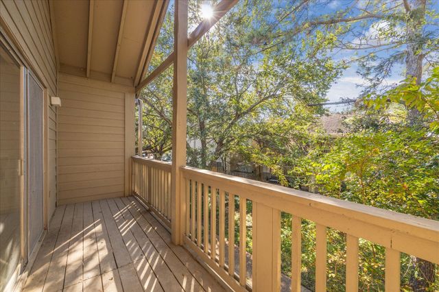 2100 Tanglewilde Street 514, Houston, TX 77063
