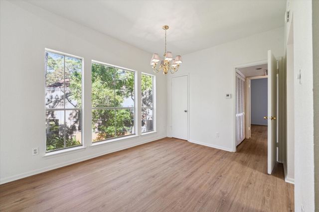 2100 Tanglewilde Street 514, Houston, TX 77063
