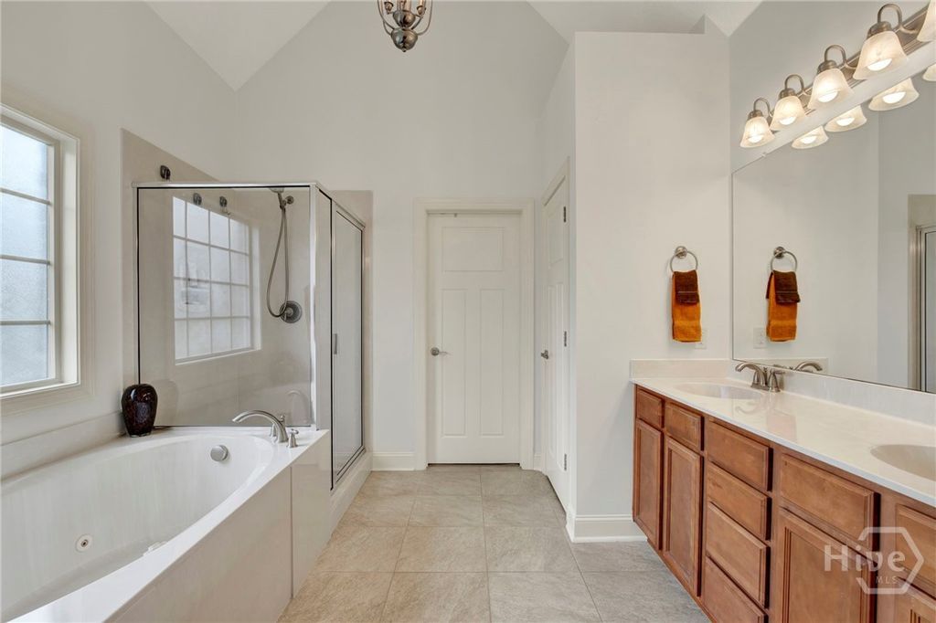 Image 24 of property listing at 75 Brigham Lane, Richmond Hill, GA 31324