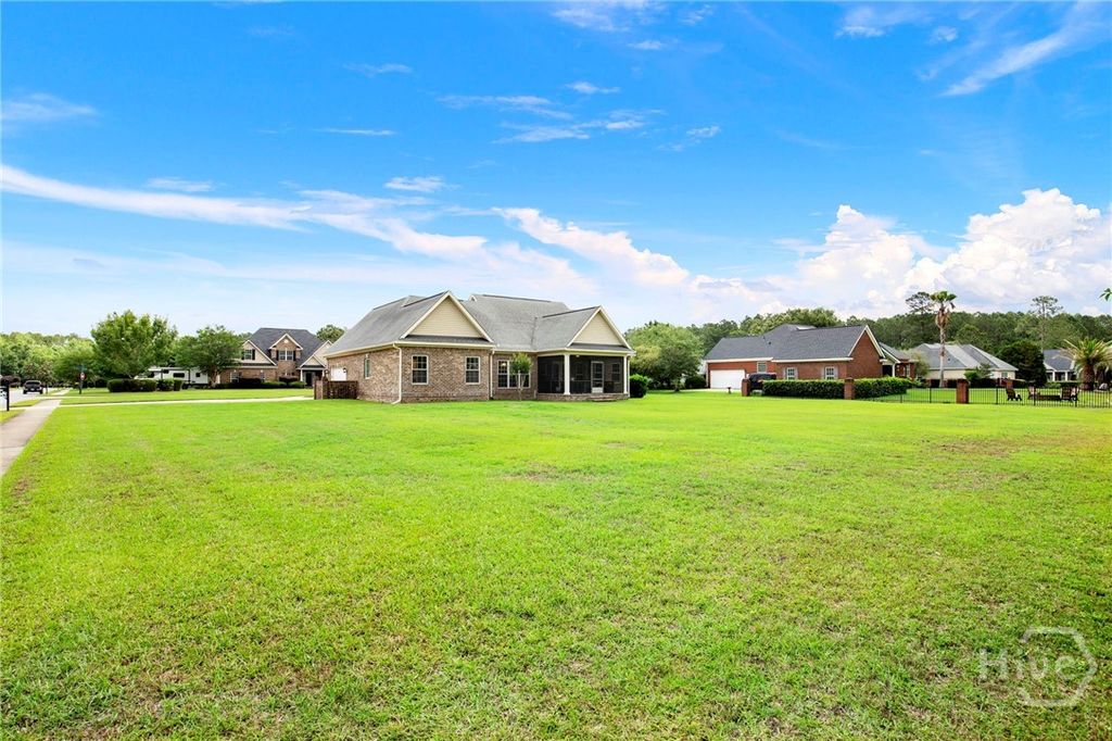 Image 41 of property listing at 75 Brigham Lane, Richmond Hill, GA 31324