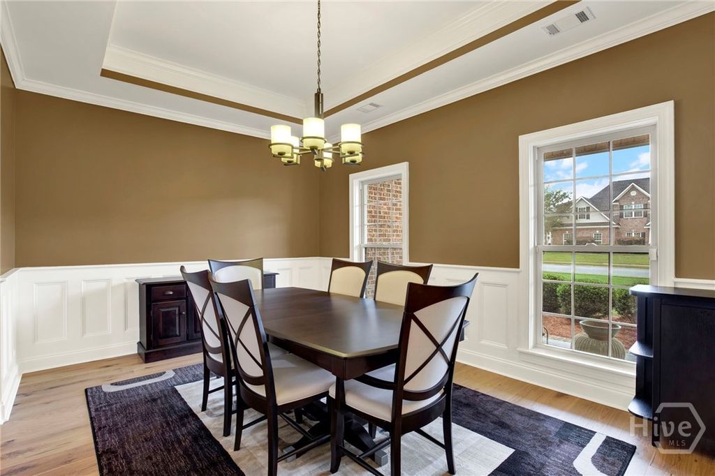 Image 8 of property listing at 75 Brigham Lane, Richmond Hill, GA 31324
