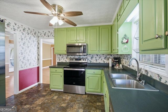 15 Ashton Court, Covington, GA 30016