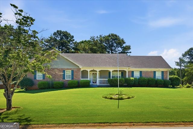 15 Ashton Court, Covington, GA 30016