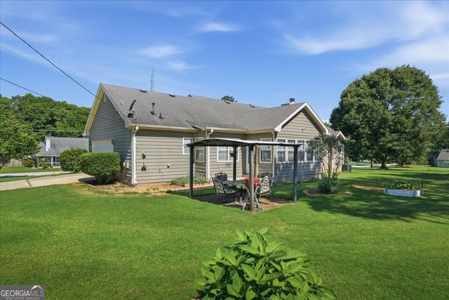 15 Ashton Court, Covington, GA 30016