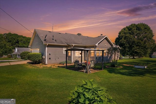 15 Ashton Court, Covington, GA 30016