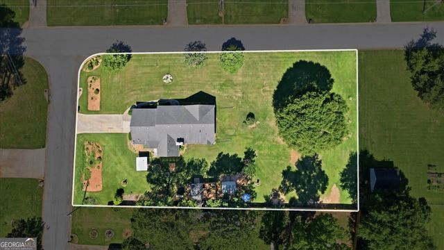 15 Ashton Court, Covington, GA 30016