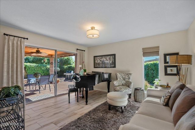 1019 E WAGON WHEEL Drive, Phoenix, AZ 85020