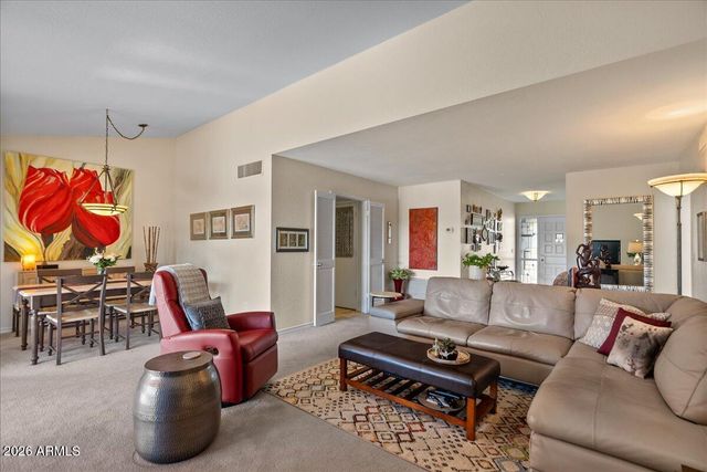 1019 E WAGON WHEEL Drive, Phoenix, AZ 85020
