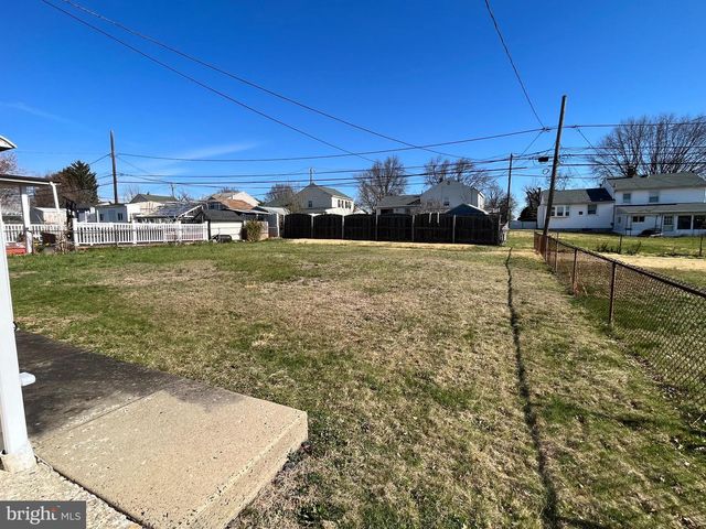 509 LARKSPUR ST, Philadelphia, PA 19116