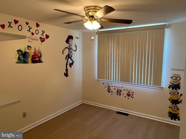 509 LARKSPUR ST, Philadelphia, PA 19116