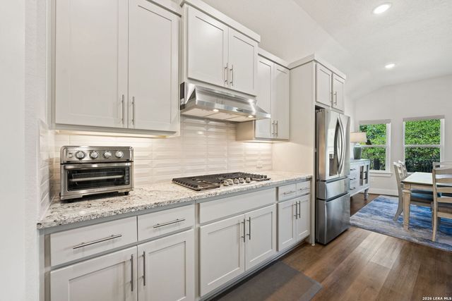 374 Bridle Trl, New Braunfels, TX 78132