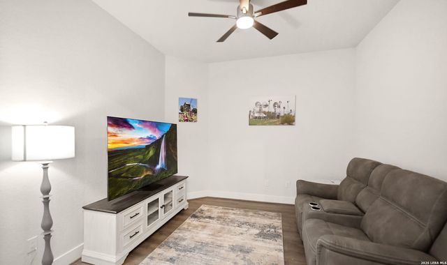 374 Bridle Trl, New Braunfels, TX 78132