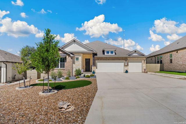 374 Bridle Trl, New Braunfels, TX 78132