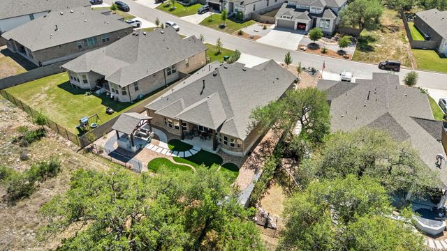 374 Bridle Trl, New Braunfels, TX 78132