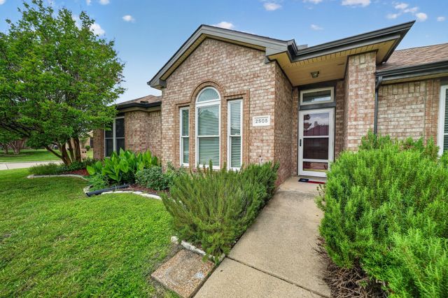 2505 Ash Creek, Mesquite, TX 75181