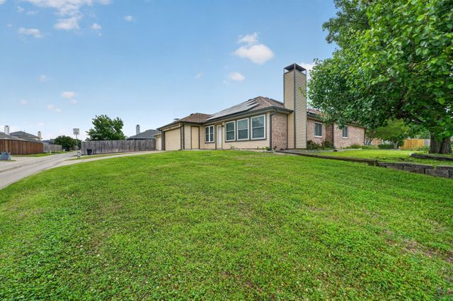 2505 Ash Creek, Mesquite, TX 75181