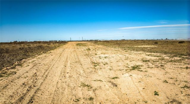 762 TX-304 A, Bastrop, TX 78602