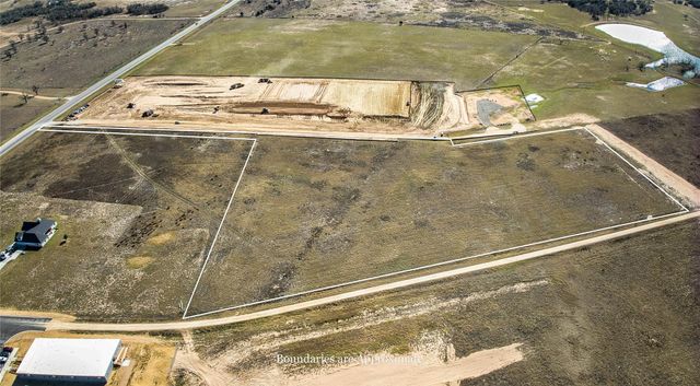 762 TX-304 A, Bastrop, TX 78602