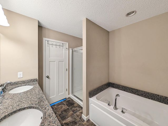 8325 Norwood Lane N, Maple Grove, MN 55369