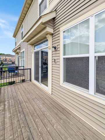8325 Norwood Lane N, Maple Grove, MN 55369