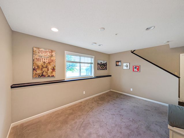 8325 Norwood Lane N, Maple Grove, MN 55369