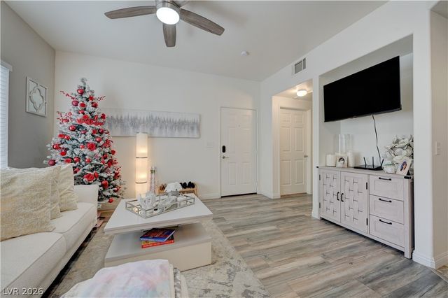 9580 West Reno Avenue 134, Las Vegas, NV 89148
