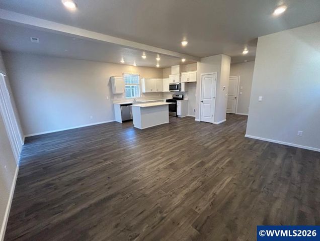 2676 U St, Springfield, OR 97477