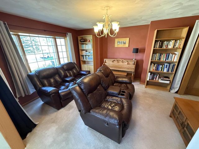 3402 Kingsbridge Drive, Janesville, WI 53546