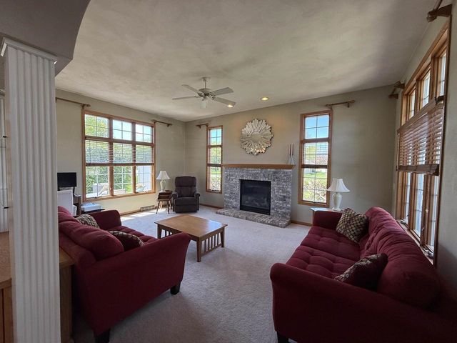 3402 Kingsbridge Drive, Janesville, WI 53546