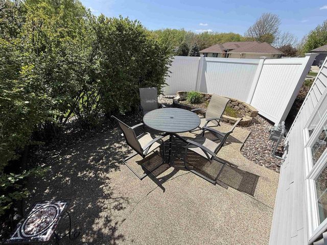3402 Kingsbridge Drive, Janesville, WI 53546