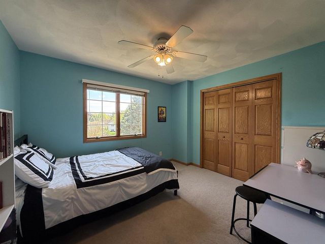 3402 Kingsbridge Drive, Janesville, WI 53546