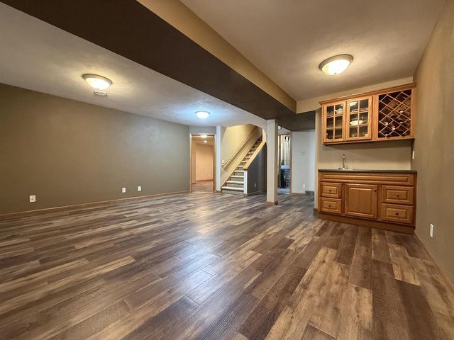 3402 Kingsbridge Drive, Janesville, WI 53546