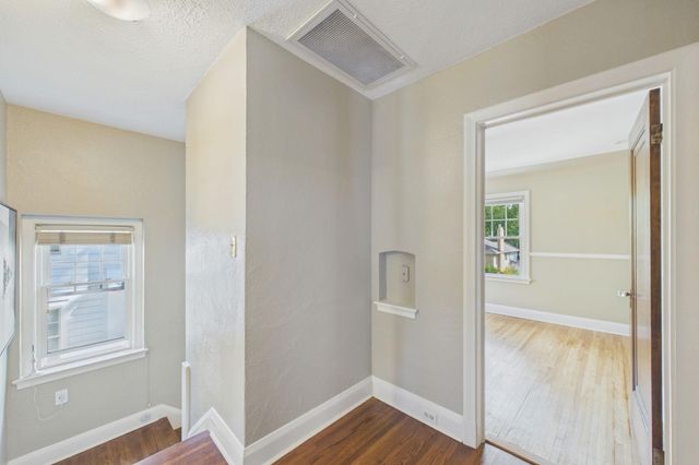3944 Xerxes Avenue S, Minneapolis, MN 55410