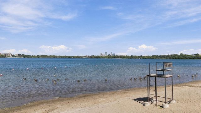 3944 Xerxes Avenue S, Minneapolis, MN 55410