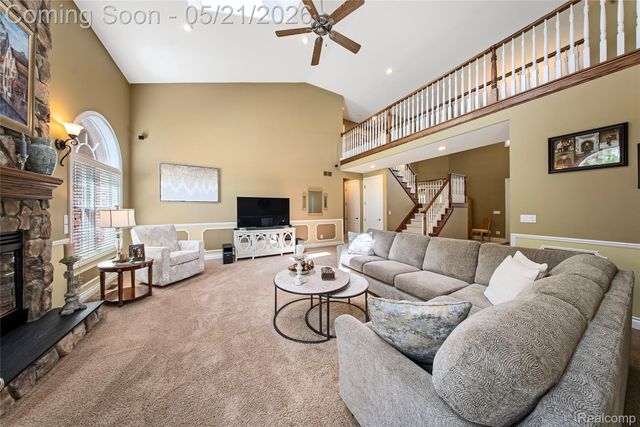 8425 Grays Drive, Grosse Ile Township, MI 48138