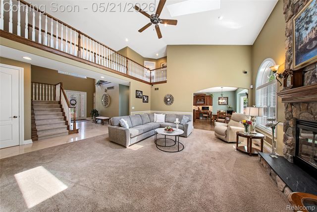 8425 Grays Drive, Grosse Ile Township, MI 48138