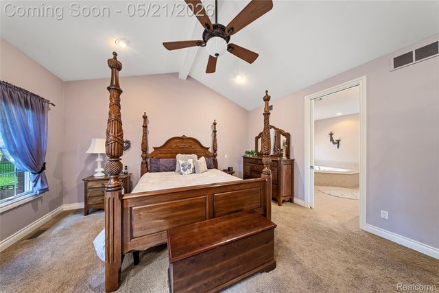 8425 Grays Drive, Grosse Ile Township, MI 48138