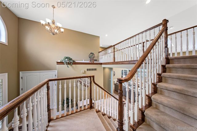 8425 Grays Drive, Grosse Ile Township, MI 48138