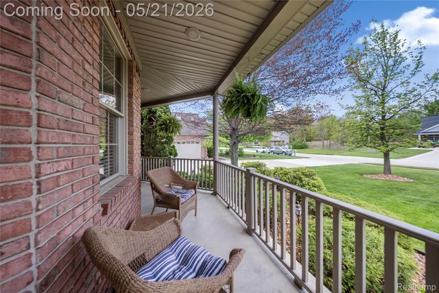 8425 Grays Drive, Grosse Ile Township, MI 48138