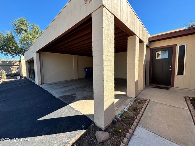 6980 E Abby Lane, Tucson, AZ 85715