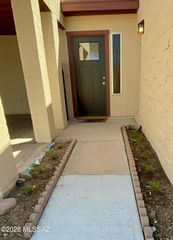 6980 E Abby Lane, Tucson, AZ 85715