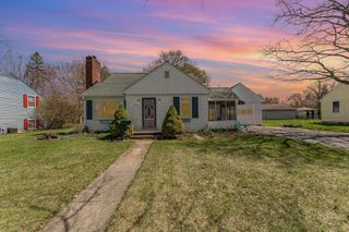 3710 Cambridge Street, Midland, MI 48642